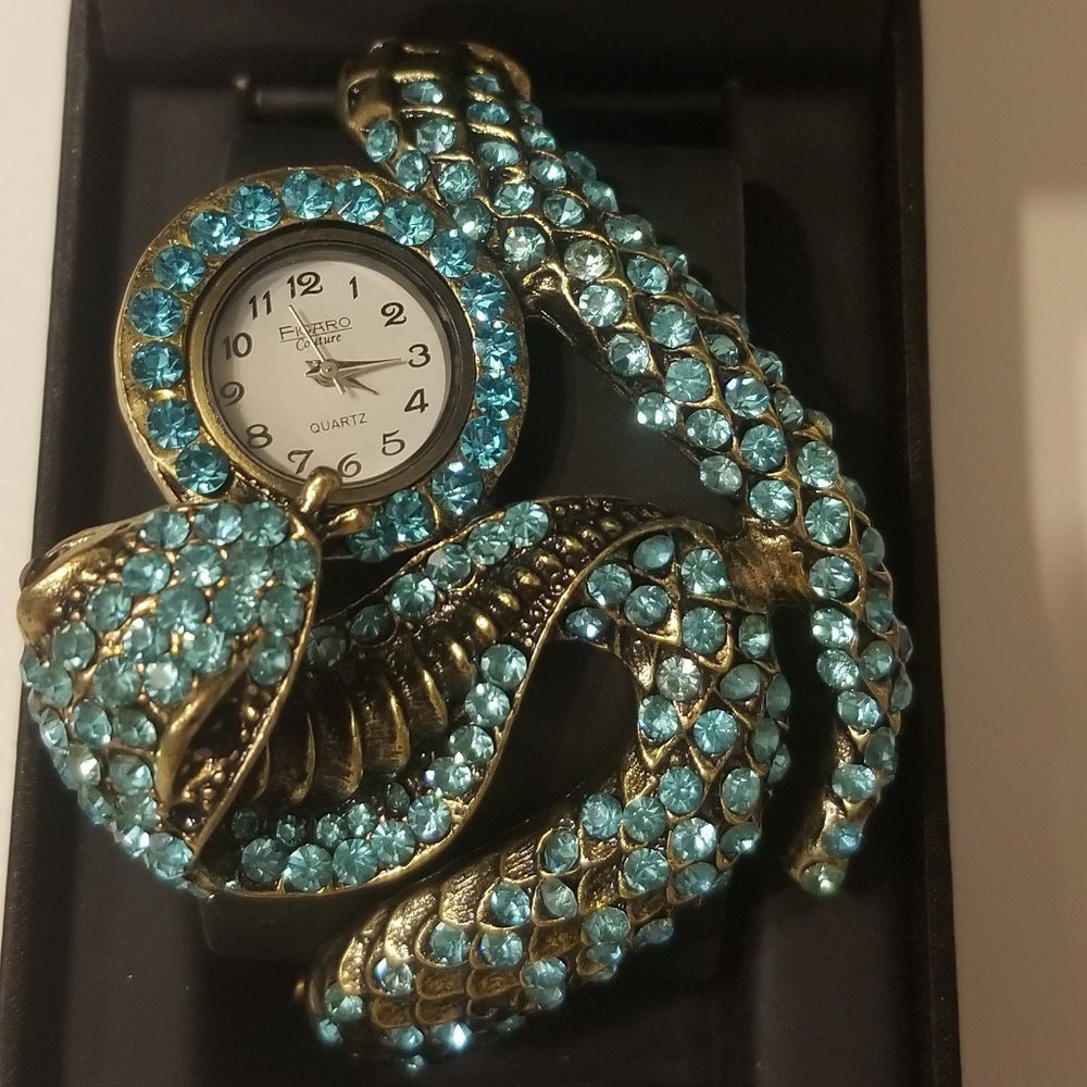 figaro couture snake watch